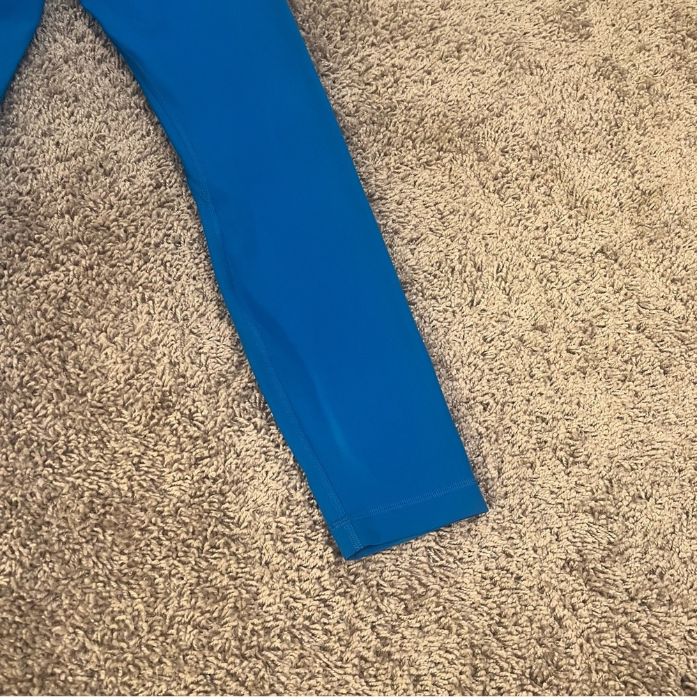 {Lululemon} Align High-Rise Pant 25 inches Poolside - Picture 7 of 11